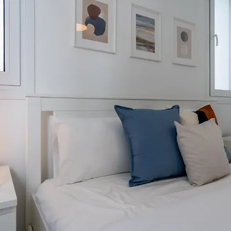 アパート Artemis 1-bedroom In ラルナカ
