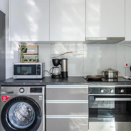 Artemis 1-bedroom In דירה *