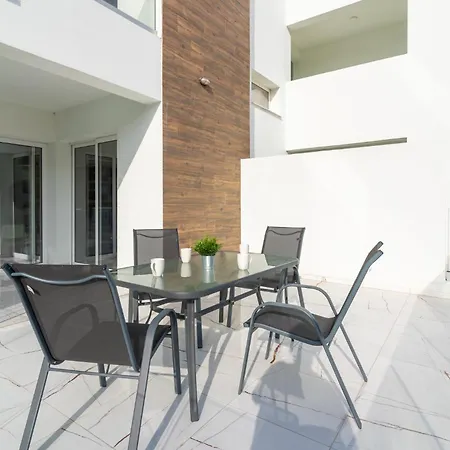 Apartment Artemis 1-bedroom In Larnaca